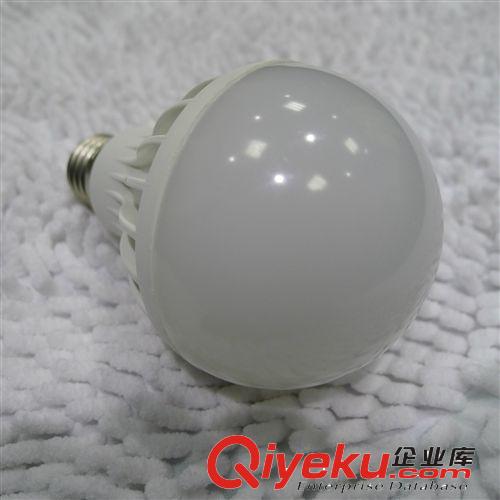 古鎮江湖批發led塑料球泡燈3W5W7W9W12W球泡節能燈E27掛口LED燈原始圖片2