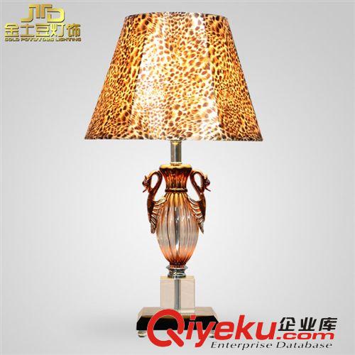 臺燈 工藝品臥室水晶臺燈 現代時尚婚慶床頭燈 中山古鎮廠家批發原始圖片2