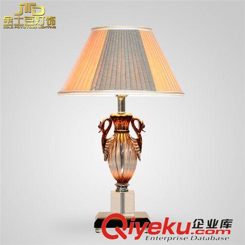 臺燈 工藝品臥室水晶臺燈 現代時尚婚慶床頭燈 中山古鎮廠家批發原始圖片3