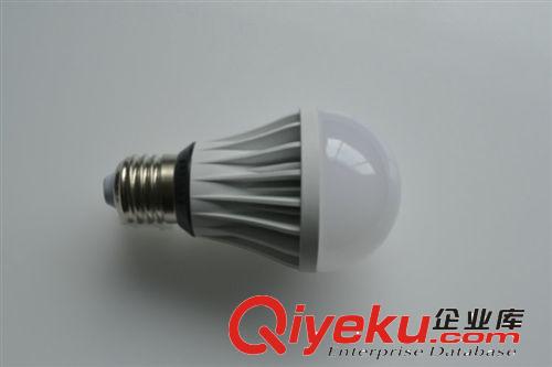 led球泡燈廠家專業(yè)供應(yīng) 新款感應(yīng)led球泡燈
