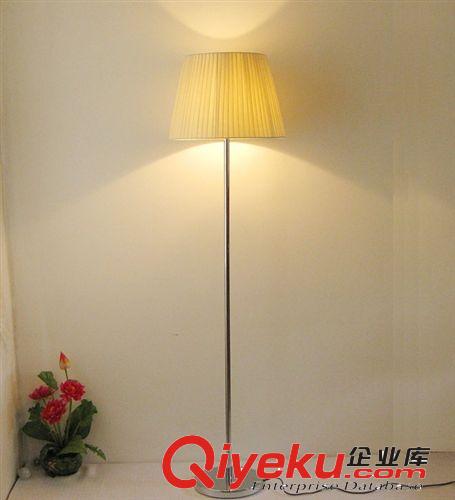新款包郵現代簡約LED床頭臺燈水晶臺燈 客廳臥室臺燈7073