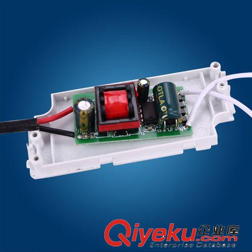 廠家直銷 3-4W雙面板隔離方案恒流驅(qū)動(dòng)電源 PC阻燃板LED驅(qū)動(dòng)電源