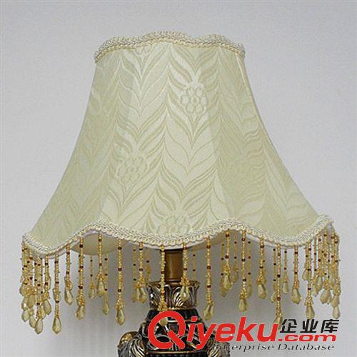 現貨供應歐式小臺燈臥室床頭燈飾 復古布藝燈罩樹脂燈原始圖片2
