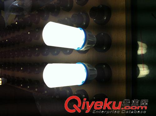 廠家供應 出口型LED玉米燈 15W 高亮無暗區 LED節能燈E27燈頭