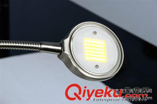 廠家直銷 采用進口COB光源 精靈小巧 無眩光無輻射 護眼臺燈JK833原始圖片2