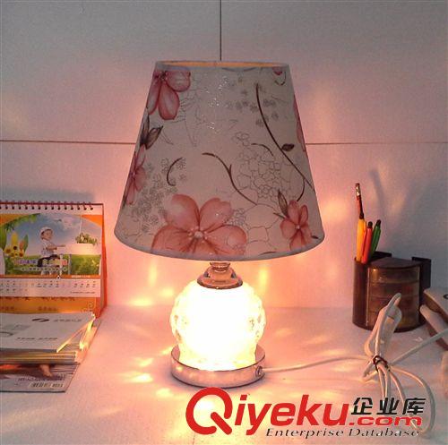 【價(jià)格優(yōu)惠】歐式創(chuàng)意臺(tái)燈 LED臥室臺(tái)燈 LED節(jié)能臺(tái)燈原始圖片2