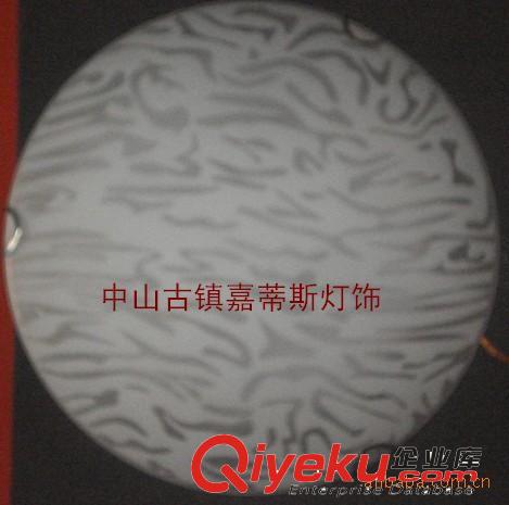 廠家直銷外銷型玻璃，鐵盤，數脂，面包各類吸頂燈