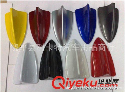 汽車改裝天線 仿寶馬鯊魚鰭天線 車用天線 裝飾天線 多色 通用型原始圖片2