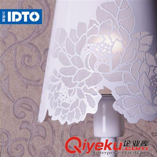 【企業(yè)集采】艾迪登 臥室不銹鋼婚慶歐式LED臺(tái)燈彩蝶 創(chuàng)意燈飾原始圖片2