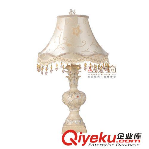 歐式臺燈 樹脂簡約創(chuàng)意婚慶床頭燈飾 手繪書房臥室奢華燈具批發(fā)原始圖片3