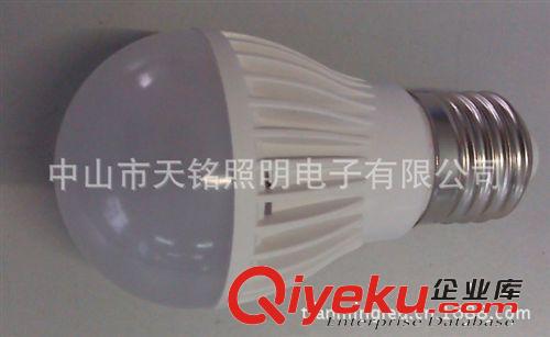12V球泡，LED 3W正規(guī)芯片，恒流IC驅(qū)動(dòng)，高品質(zhì)塑料外殼
