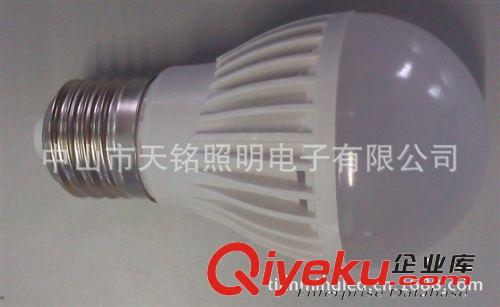 12V球泡，LED 3W正規(guī)芯片，恒流IC驅(qū)動(dòng)，高品質(zhì)塑料外殼