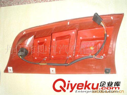 供應(yīng)汽車客車燈具-宇通6129后尾燈原始圖片2