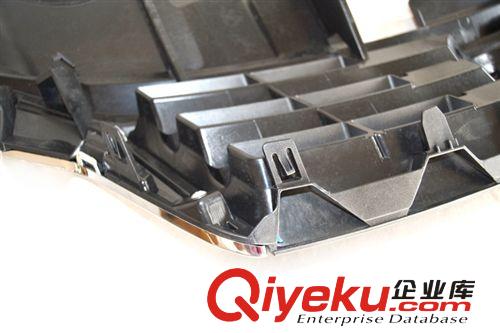 62310-2FJ0A- 中網(wǎng) 車型 D50  汽車配件  zp