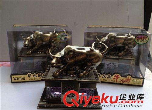 供應 華爾街牛汽車載座式香水 財富牛氣沖天車內擺件裝飾用品原始圖片2