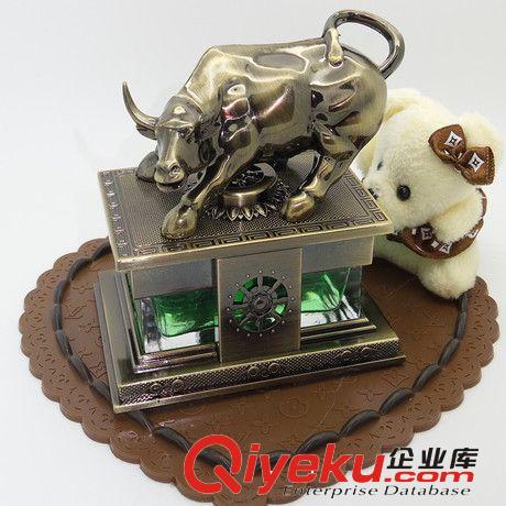 供應 華爾街牛汽車載座式香水 財富牛氣沖天車內擺件裝飾用品原始圖片3