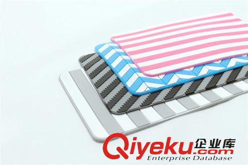 批發(fā)汽車手機(jī)防滑墊 卡通 可愛(ài) 簡(jiǎn)單 汽車內(nèi)飾 條紋車用防滑墊原始圖片3