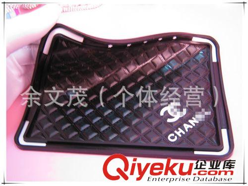 供應(yīng)手機(jī)防滑墊 雙C止滑墊 車用防滑墊 汽車防滑墊 帶包裝原始圖片2