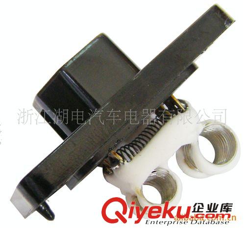 廠家長期低價(jià)供應(yīng)各種汽車 電源總開關(guān)