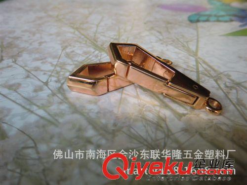 【廠家直銷】H-1017#合金手袋掛鉤/優(yōu)質(zhì)織帶獅子型金屬扣原始圖片2