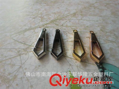 【廠家直銷】H-1017#合金手袋掛鉤/優(yōu)質(zhì)織帶獅子型金屬扣原始圖片3