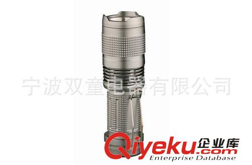 ST-SL1102CR-3W掛夾式 迷你3W LED強(qiáng)光鋁合金手電筒 可充電電池原始圖片2