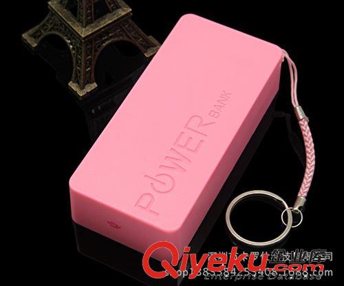 廠家批發(fā) 金屬超薄聚合物移動(dòng)電源5600毫安蘋(píng)果HTC三星手機(jī)充電寶