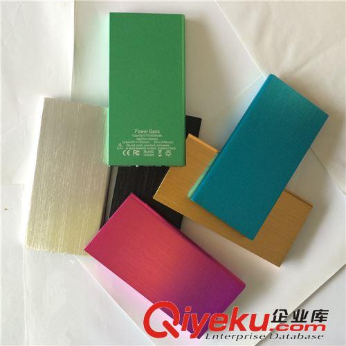 批發(fā)優(yōu)通超薄金屬聚合物13000毫安手機(jī)充電寶gd天書移動(dòng)電源原始圖片3
