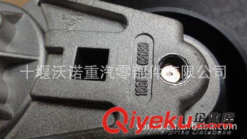東風EQ4H發動機皮帶張緊輪10BF11-02080原始圖片3