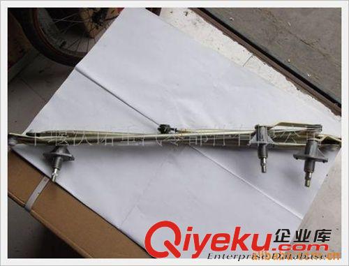 天龍雨刮連動(dòng)桿總成5205031-C0100