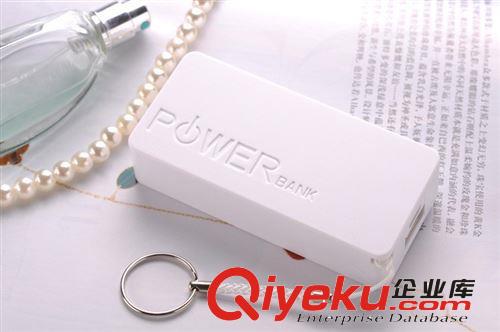 大香水移動電源 5600毫安 應(yīng)急便攜充 蘋果 HTC 三星充電寶原始圖片2