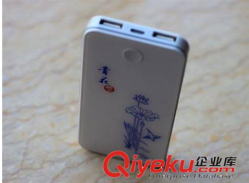 廠家直銷 移動(dòng)電源4000MAH、 Iphone手機(jī)外形充電寶 電子產(chǎn)品通用