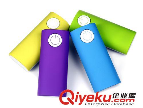 本廠家供應(yīng)專利產(chǎn)品新穎充電寶 隱電輕型充電寶 數(shù)碼產(chǎn)品原始圖片2