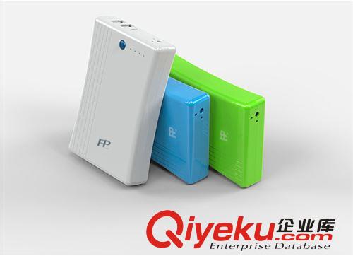 廠家優(yōu)質供應10400mah 移動電源 充電王充電寶 數碼配件系列