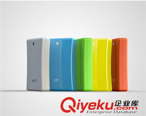 廠家優(yōu)質供應10400mah 移動電源 充電王充電寶 數碼配件系列