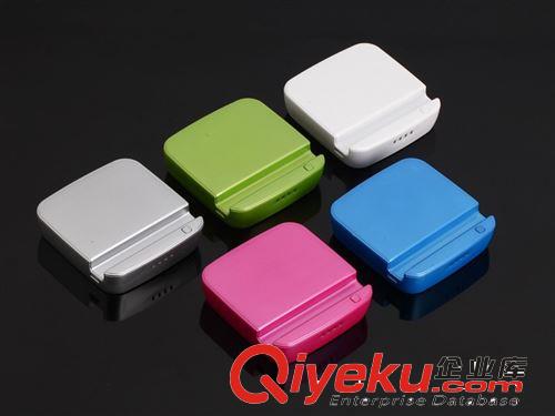 移動(dòng)電源生產(chǎn)商 mobile power8400mah 手機(jī)配件充電寶