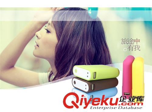 移動(dòng)電源生產(chǎn)商 mobile power8400mah 手機(jī)配件充電寶原始圖片3