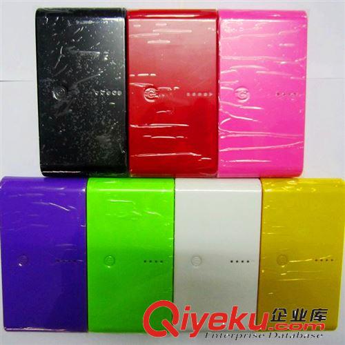足容5600毫安香水二代迷你便攜式禮品通用{wn}防爆移動(dòng)電源充電寶