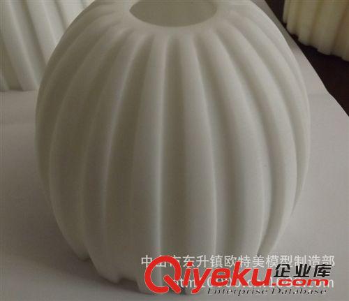 專業(yè)人頭模型制作、采用sla快速成型制作、進(jìn)口材質(zhì){jd1}精美原始圖片2