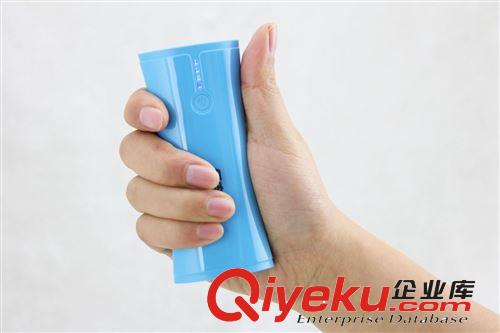廠家批發(fā) 通用型移動(dòng)電源 蘋果三星國產(chǎn)手機(jī)平板電腦充電寶D6原始圖片2