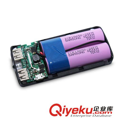 移動(dòng)電源私模禮品定制充電寶外殼套料PCB批發(fā)原始圖片3