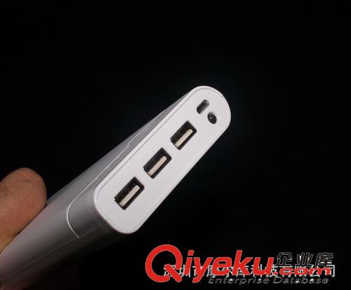 四節移動電源10400毫安時雙輸出禮品定制充電寶批發