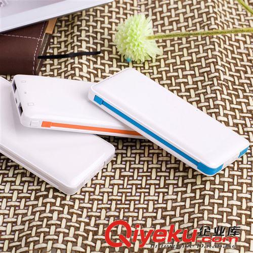 超薄聚合物自帶線商務(wù)禮品隱藏線移動(dòng)電源5000充電寶批發(fā)OEM原始圖片3