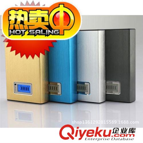 超薄聚合物10000毫安充電寶 多經平滑太陽能+移動電源 廠家直銷