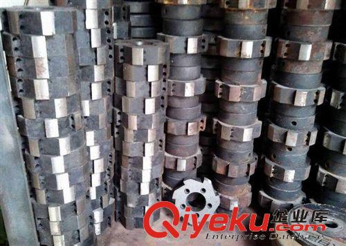 塑膠五金制品廠提供各類機(jī)器沖床五金配件加工原始圖片2