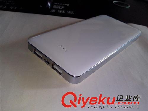 1拖四手機數(shù)據(jù)線移動電源充電頭充電線沖頭tj原始圖片3