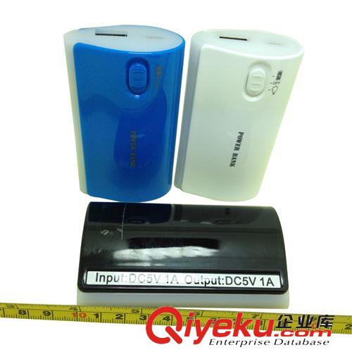 廠家直銷通用型手機充電寶批發 價格一步到底新款創意移動電源