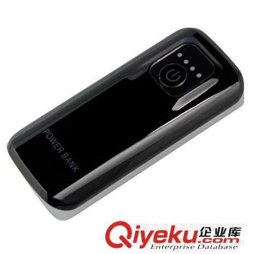 批發(fā)5600mah移動電源 可訂制LOGO禮品充電寶 長期有貨廠家直批原始圖片2