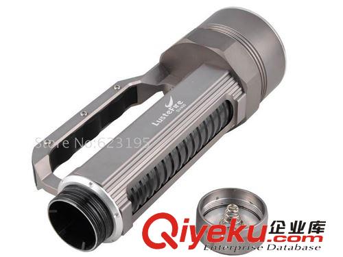 4燈T6升級L2強(qiáng)光手電筒 2節(jié)26650潛水手電筒 大功率L2手提手電筒原始圖片2