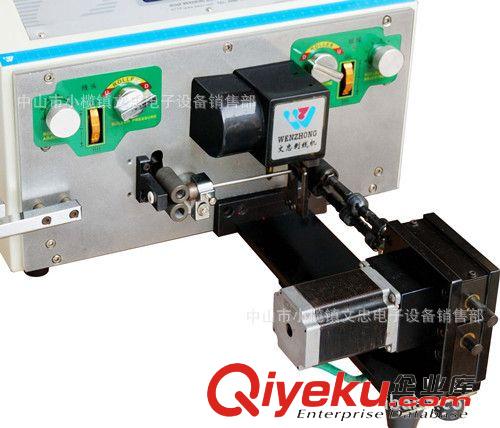 供應(yīng)中國(guó)專利超短線17MM兩頭剝扭剝線扭線機(jī)型電腦剝線機(jī)